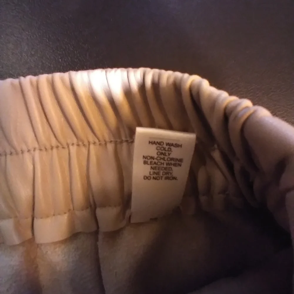Est 1946 Elegant Cream Faux Leather Skirt Elastic In Back Tie Belt Pockets M